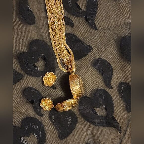 RARE Multi-strand Necklace with Rose Pillbox/Trinket Pendant & Earrings - Picture 5 of 11